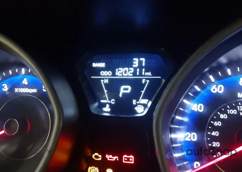 2013 Hyundai Elantra Gls z USA, uszkodzony, nr VIN KMHDH4AE5DU777764